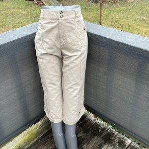 Cute Clam Digger / Capri Pants